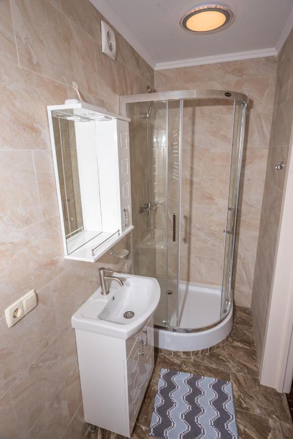 Residence Nesh Tatariv Dış mekan fotoğraf