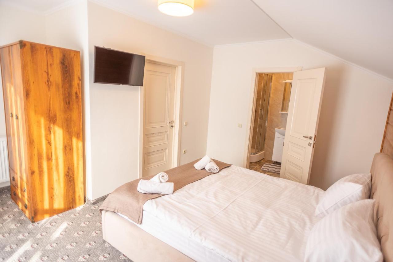 Residence Nesh Tatariv Dış mekan fotoğraf